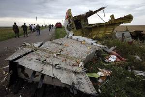 Фактите: Кой разби малайзийския самолет над Украйна?