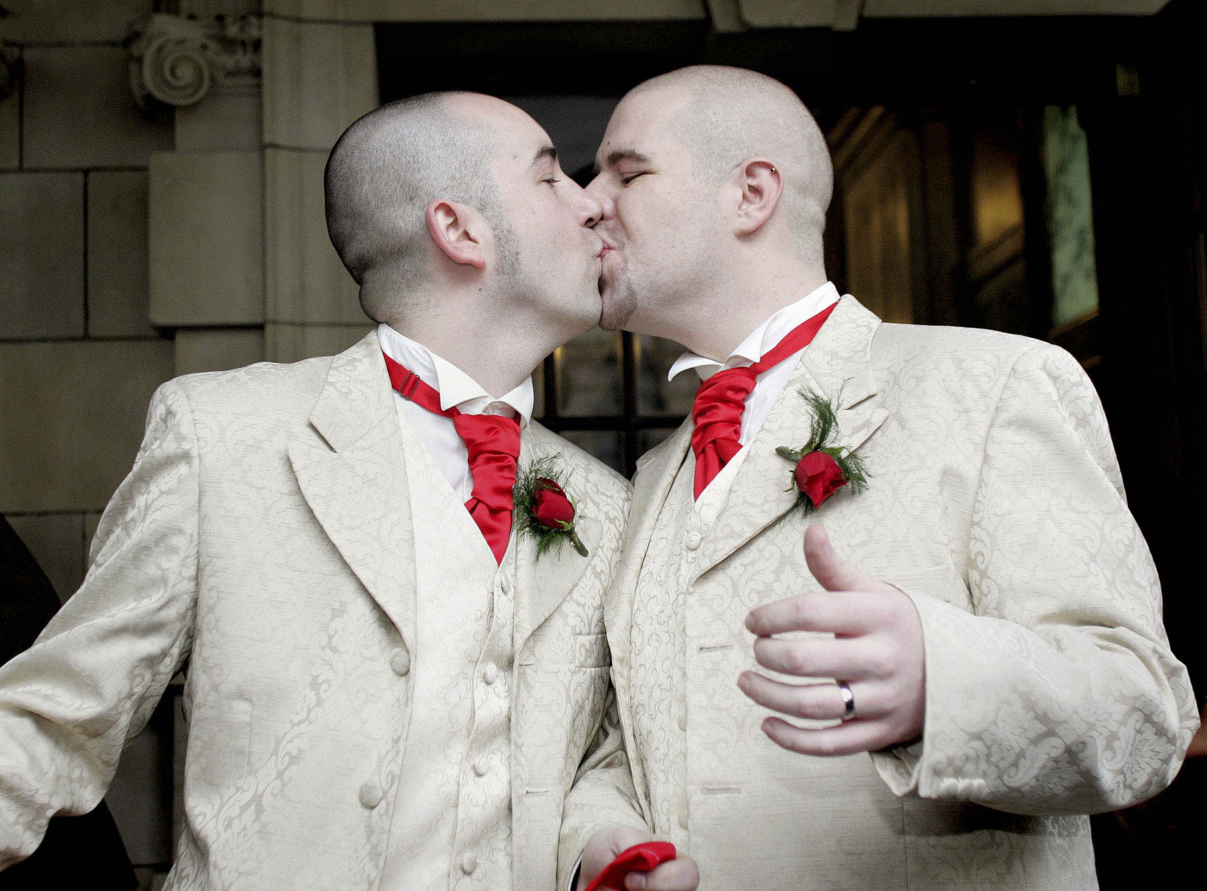 свадьба гей парни фото 61